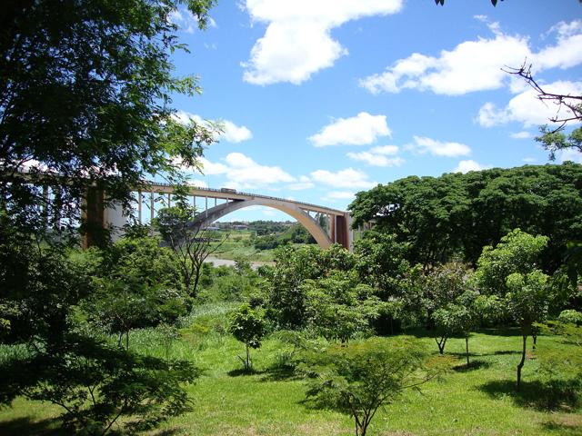 Friendship Bridge